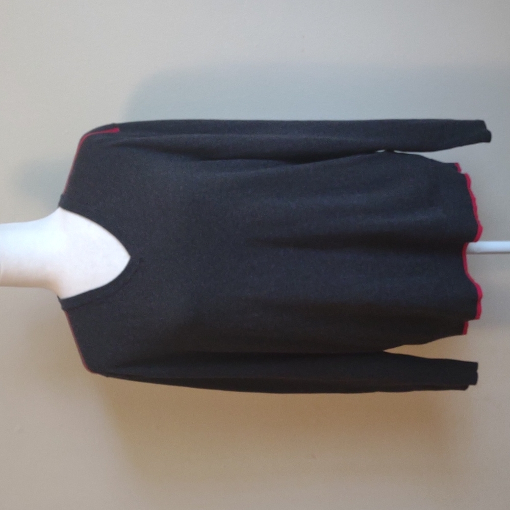 Alfani dark grey sweater with‎ red trim Size M